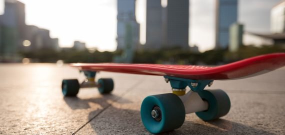 skateboard-on-city-S3HSY4P.jpg